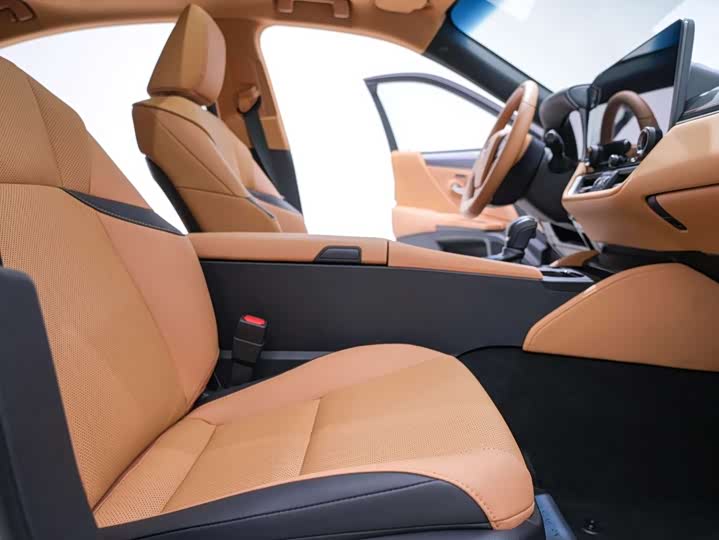 Фото 8 - Lexus ES