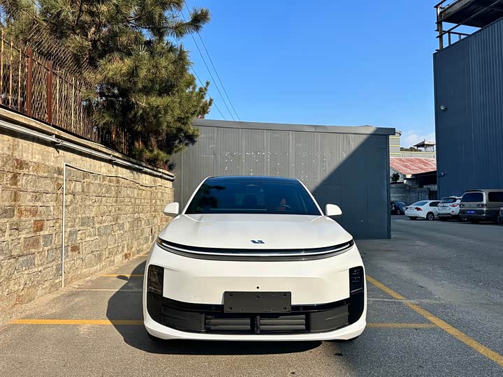 Фото 2 - LiXiang L6