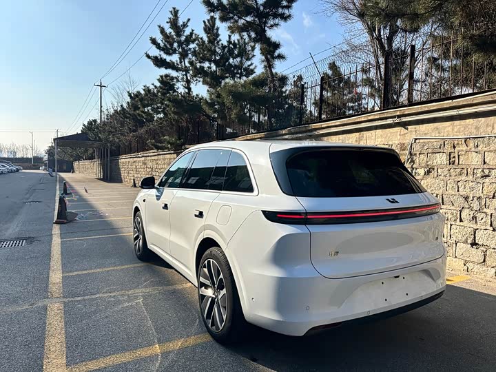 Фото 7 - LiXiang L6