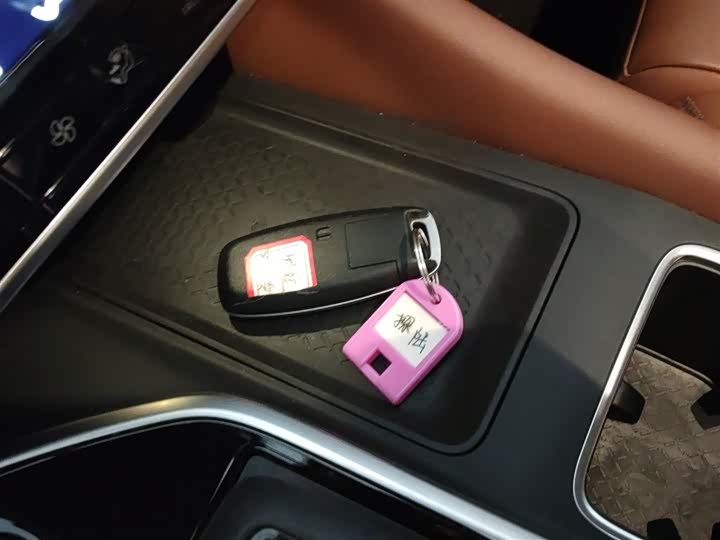 Фото 9 - Nissan Pathfinder