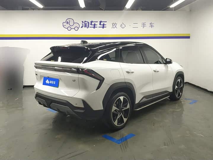 Фото 3 - Geely Galaxy L7