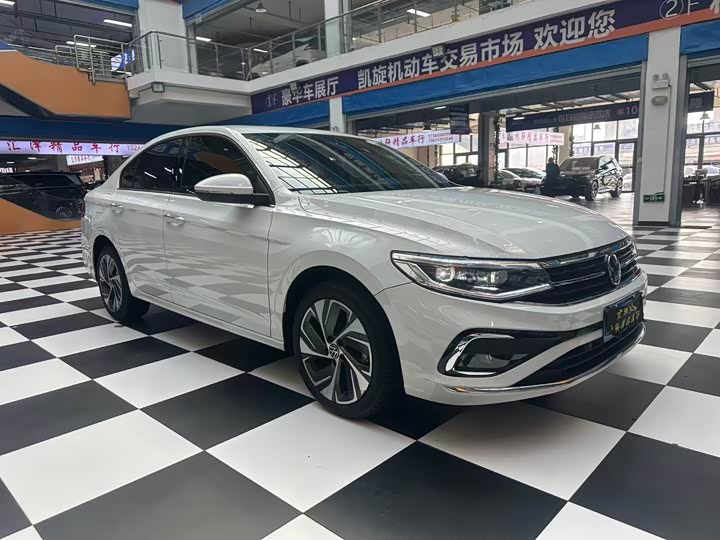 Фото 3 - Volkswagen Bora