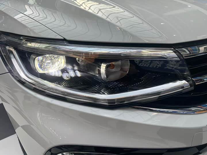 Фото 4 - Volkswagen Bora