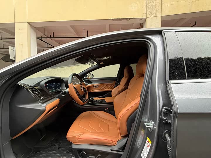 Фото 4 - BYD Han