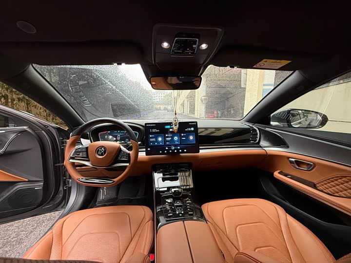 Фото 6 - BYD Han