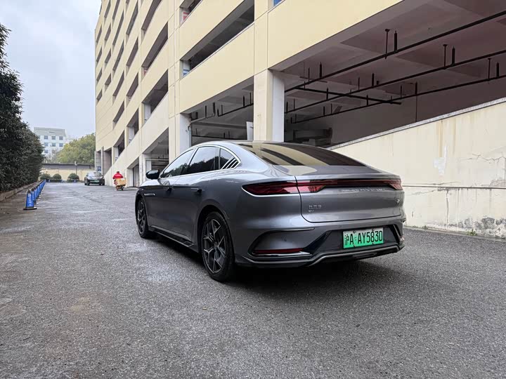 Фото 9 - BYD Han