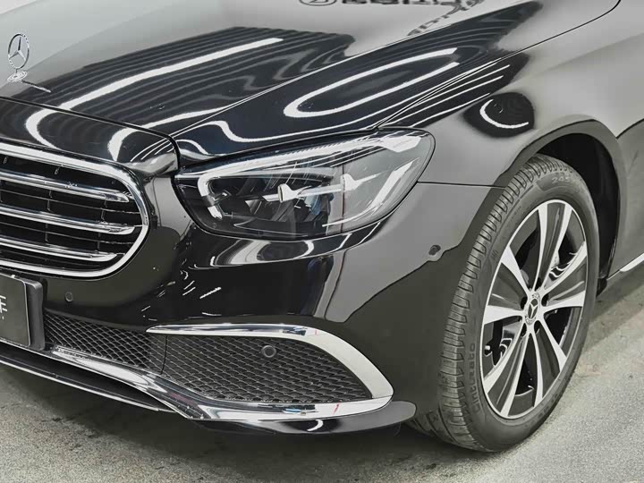 Фото 3 - Mercedes-Benz E-Class Hybrid