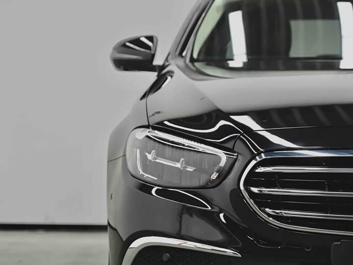 Фото 5 - Mercedes-Benz E-Class Hybrid