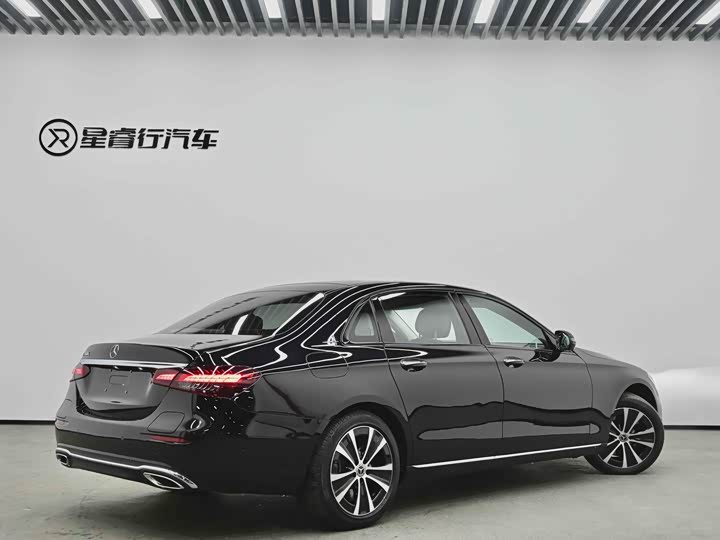 Фото 9 - Mercedes-Benz E-Class Hybrid