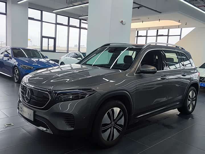 Фото 1 - Mercedes-Benz EQB