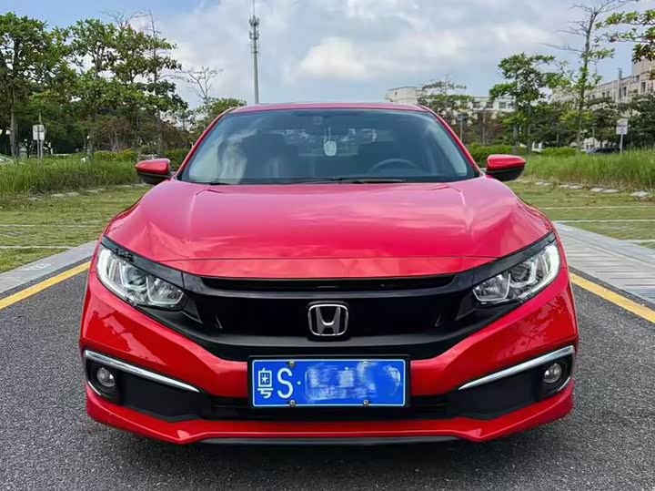 Фото 1 - Honda Civic