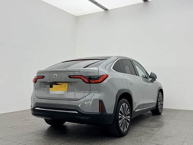 Фото 4 - Nio EC6