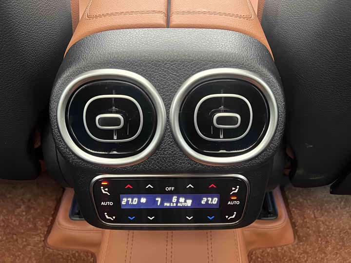 Фото 5 - Mercedes-Benz GLC-Class