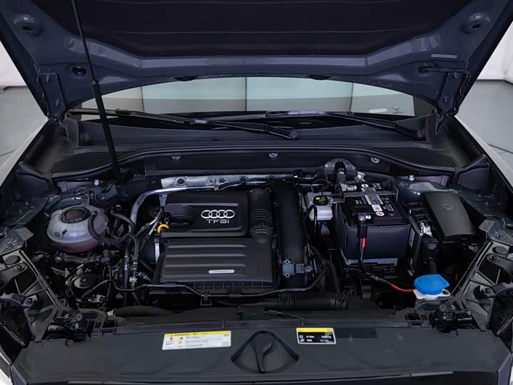 Фото 8 - Audi Q2L