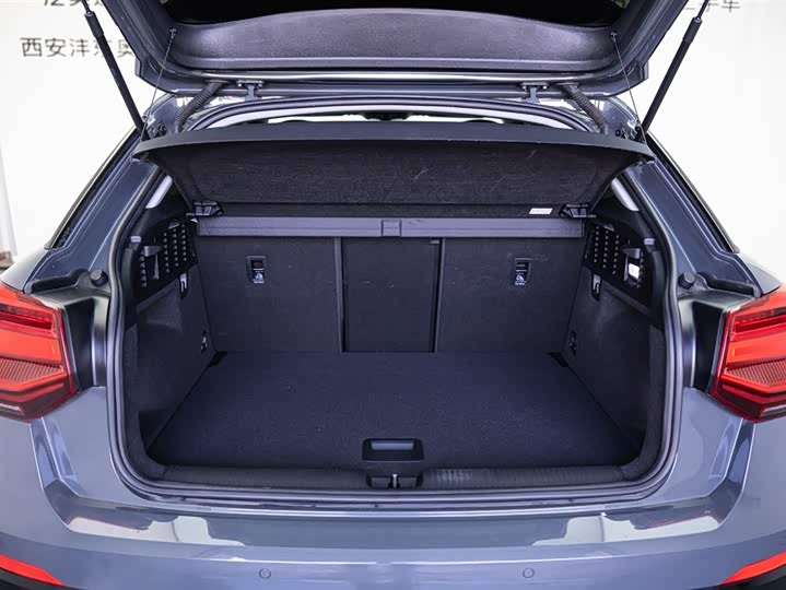 Фото 9 - Audi Q2L