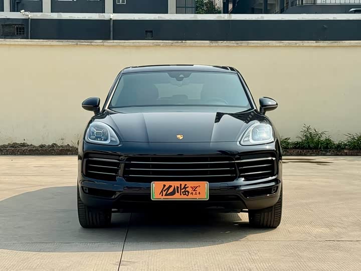 Фото 2 - Porsche Cayenne Hybrid