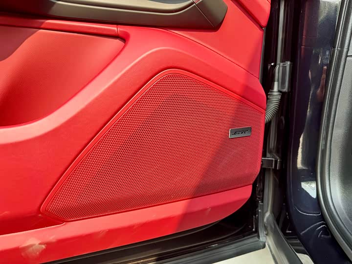 Фото 7 - Porsche Cayenne Hybrid