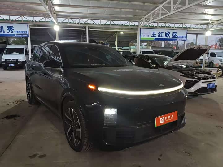 Фото 2 - LiXiang L9