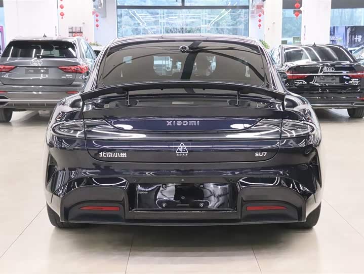 Фото 4 - Xiaomi SU7