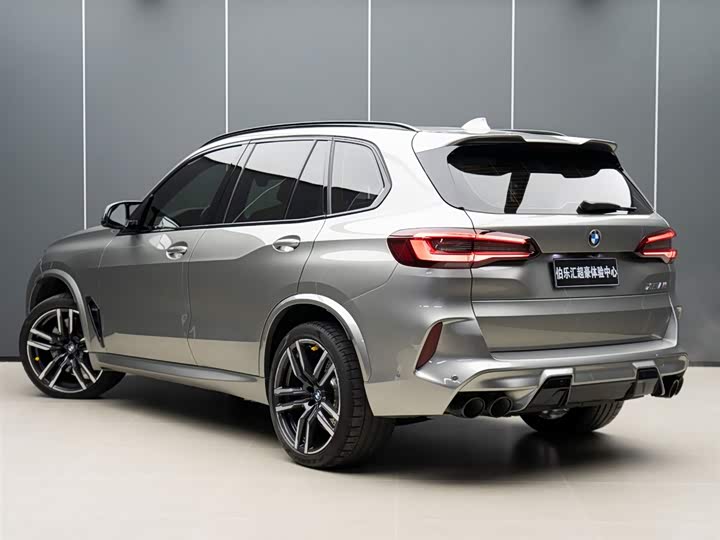 Фото 4 - BMW X5 M