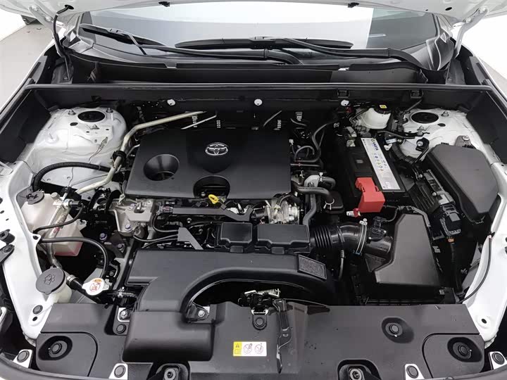 Фото 6 - Toyota Wildlander