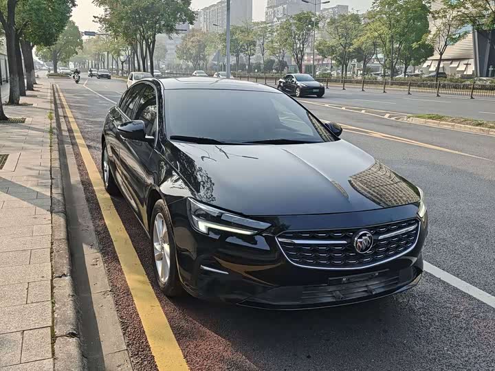 Фото 2 - Buick Regal