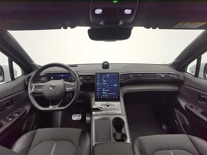 Фото 5 - Nio EC6