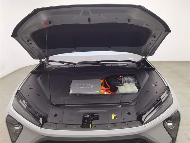 Фото 6 - Nio EC6