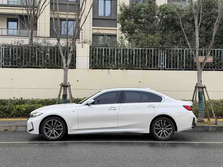 Фото 3 - BMW 3 Series