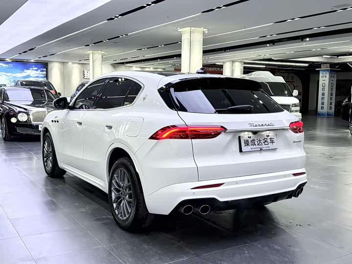 Фото 6 - Maserati Grecale