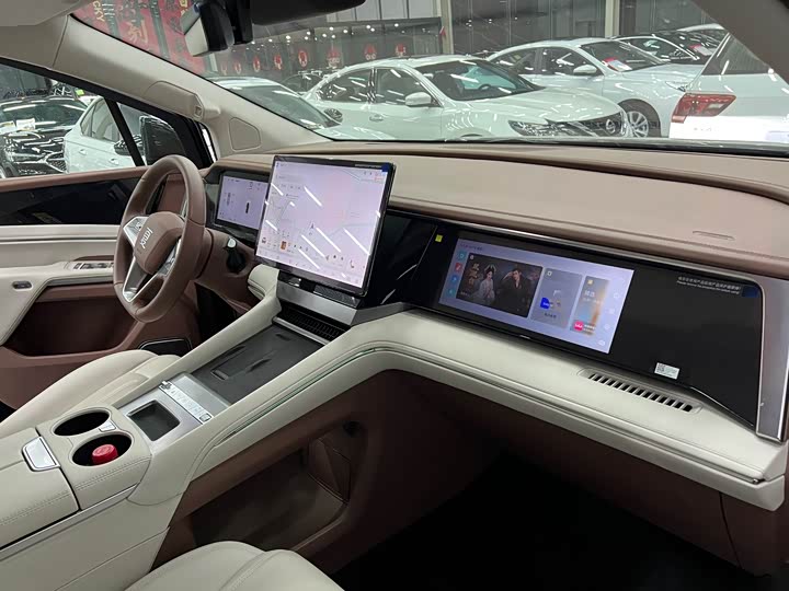 Фото 4 - BYD Xia