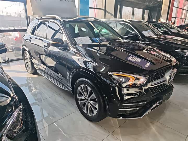 Фото 4 - Mercedes-Benz GLE-Class