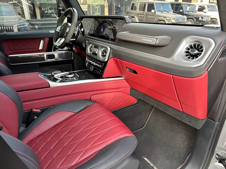 Фото 8 - Mercedes-Benz G-Class AMG