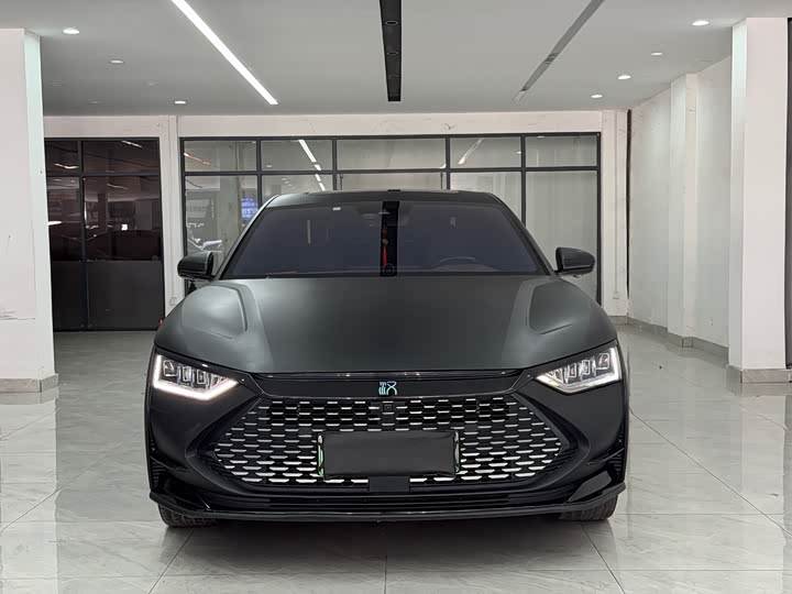 Фото 2 - BYD Han