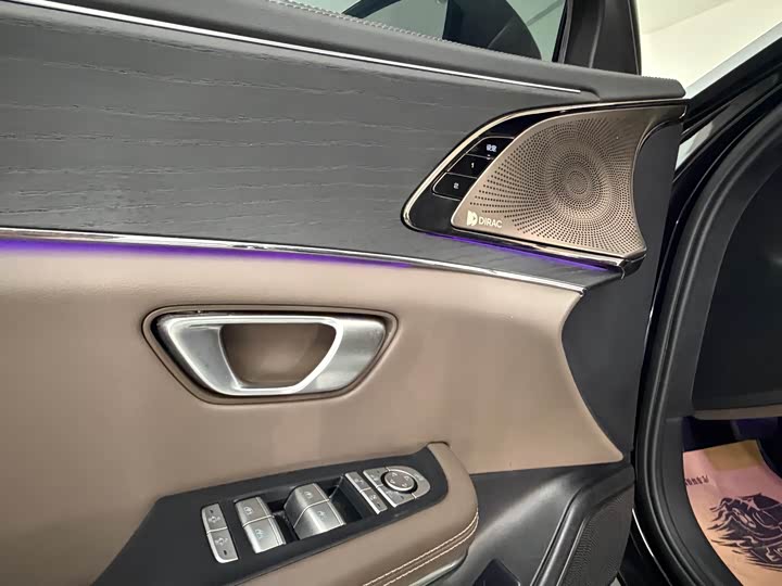 Фото 9 - BYD Han