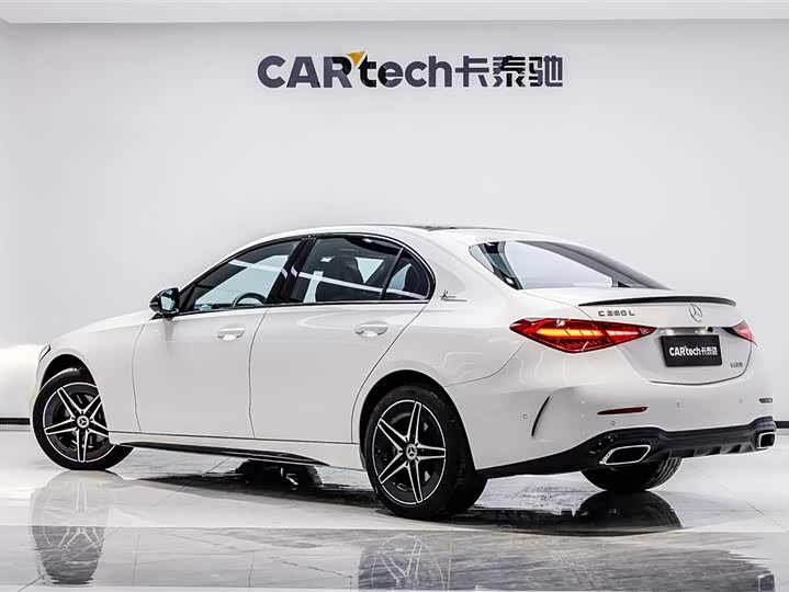 Фото 4 - Mercedes-Benz C-Class