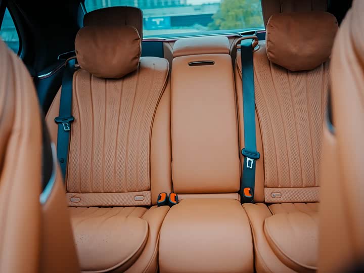 Фото 5 - Mercedes-Benz S-Class