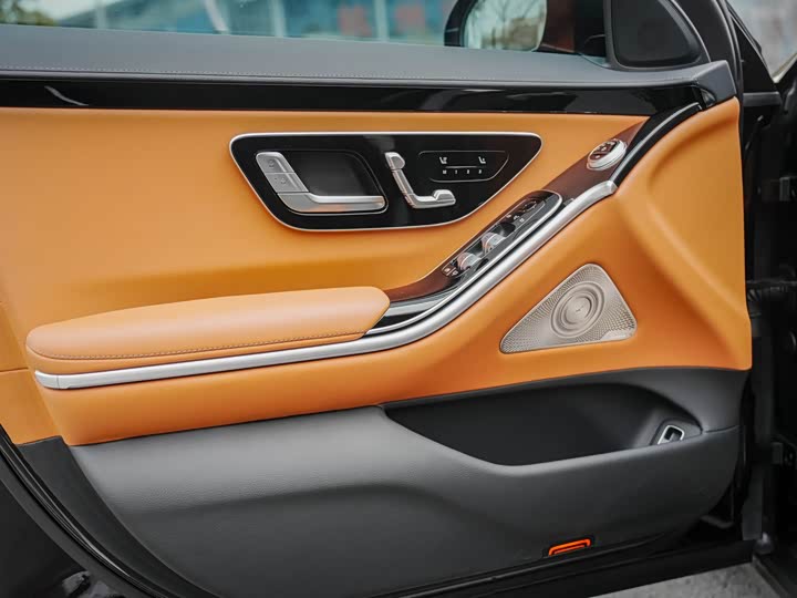 Фото 7 - Mercedes-Benz S-Class