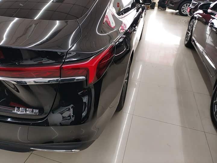 Фото 8 - Buick LaCrosse