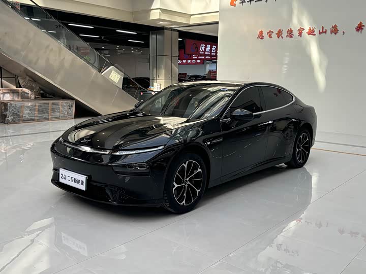 Фото 1 - XPeng P7