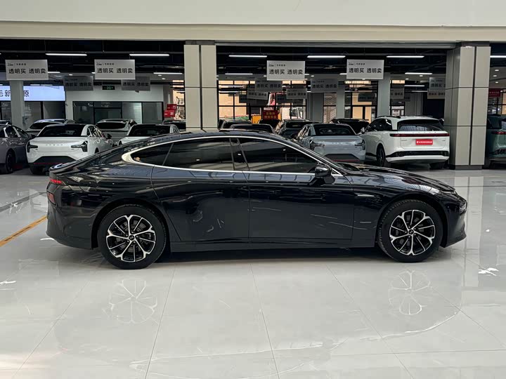 Фото 4 - XPeng P7