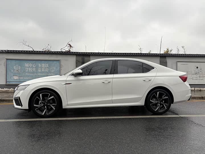 Фото 7 - Skoda Octavia Pro