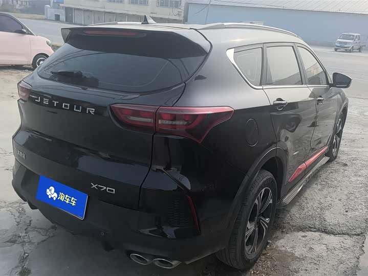Фото 3 - Jetour X70