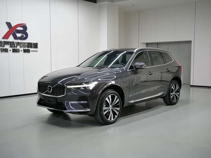 Фото 1 - Volvo XC60 Hybrid