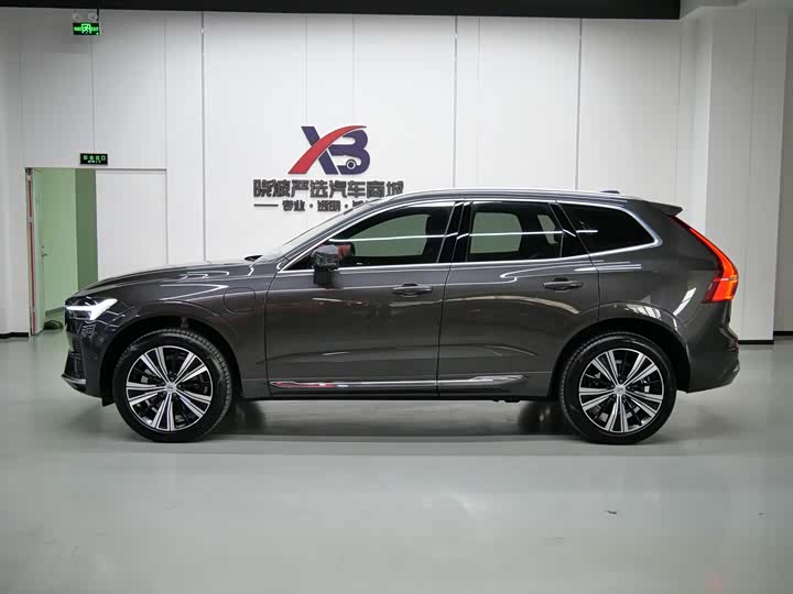 Фото 4 - Volvo XC60 Hybrid