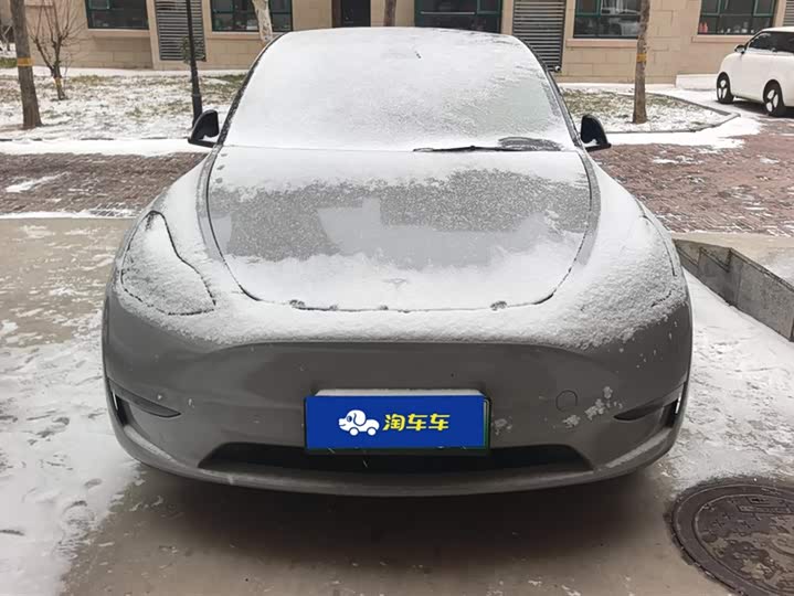 Фото 2 - Tesla Model Y