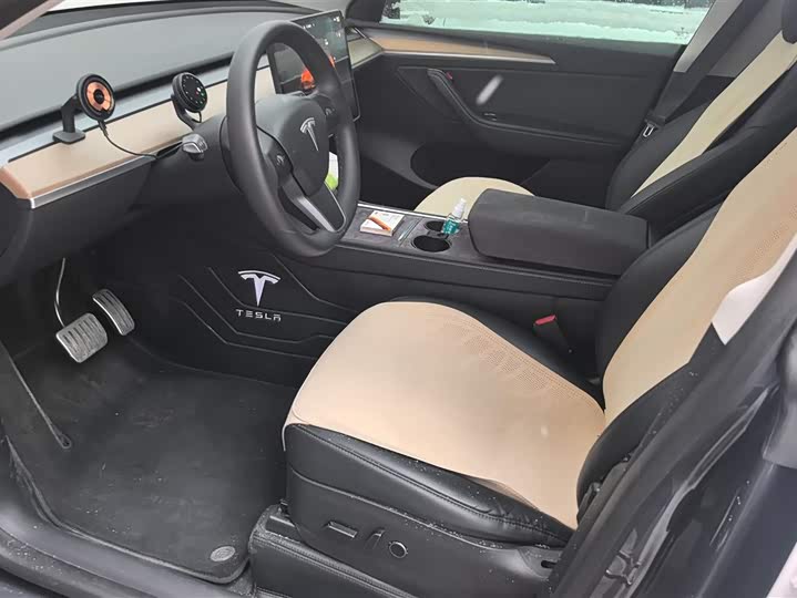 Фото 9 - Tesla Model Y