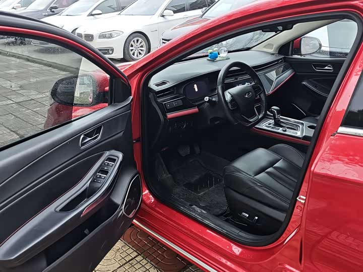 Фото 6 - Chery Omoda S5 (Arrizo 5 Plus)