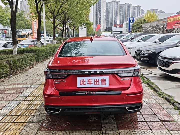 Фото 8 - Chery Omoda S5 (Arrizo 5 Plus)