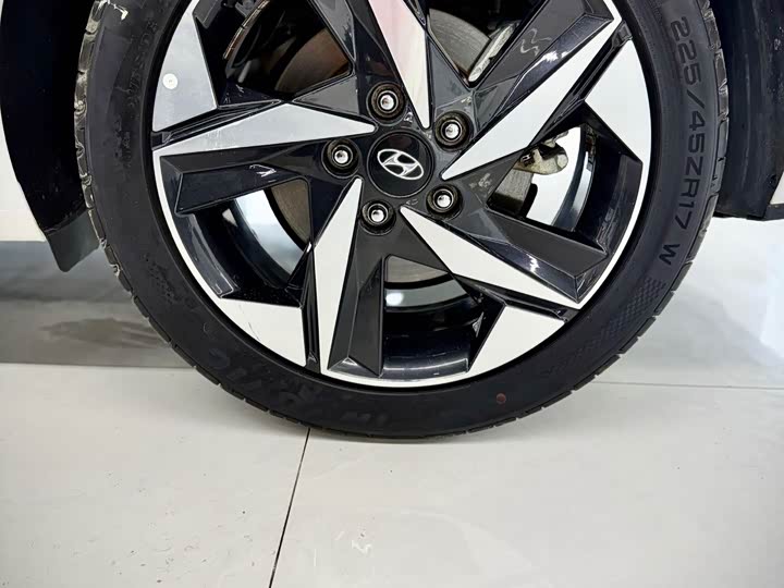 Фото 9 - Hyundai Elantra N line